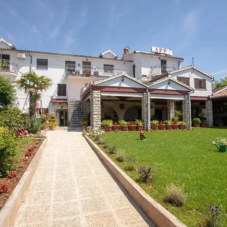 Milotic Guest house *
